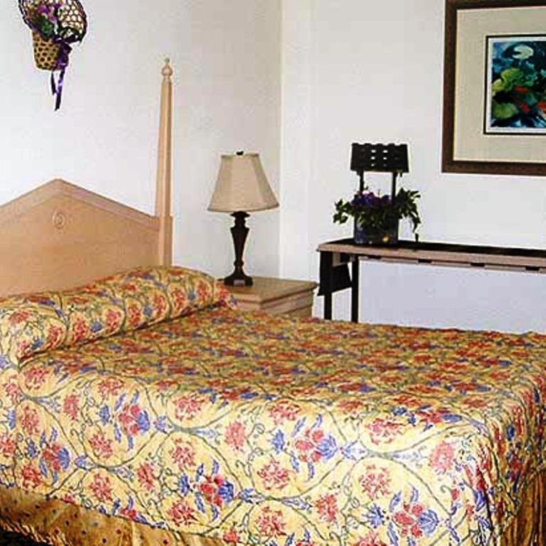 Stockton Travelers Motel Номер фото